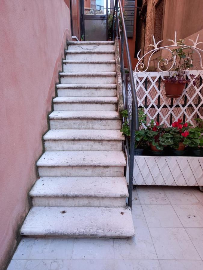 Ca Riva Del Vin Apartment Венеция Екстериор снимка